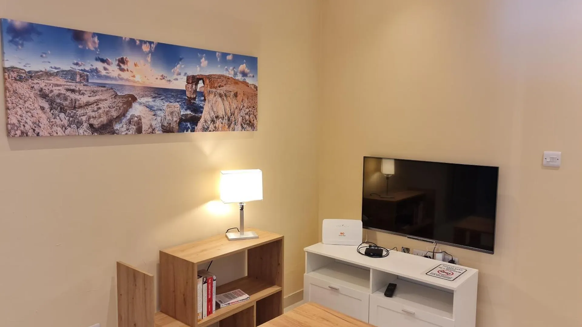 Tarxien - Lovely 3 Bedroom Unit